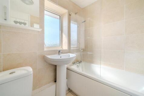 Bathroom.jpg