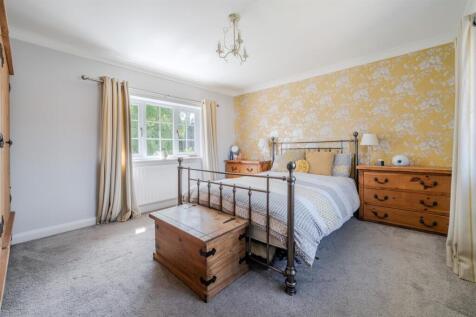 Bedroom3.jpg