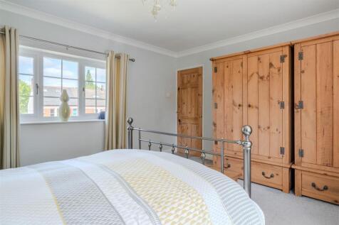 Bedroom3-3.jpg