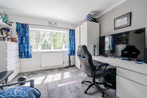 Bedroom2-4.jpg