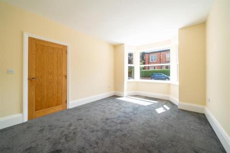 Living room-2.jpg