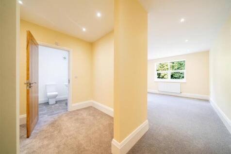 Bedroom 4-4.jpg