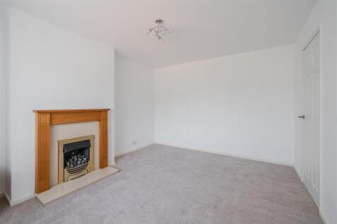 Living Room-2.jpg