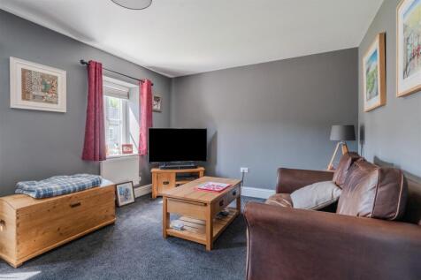 Living Room.jpg