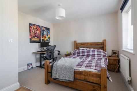 Bedroom2-2.jpg