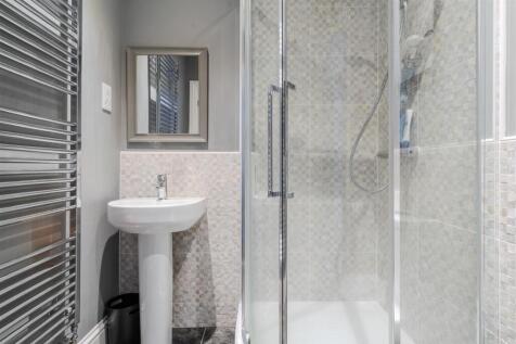 Bathroom1-2.jpg