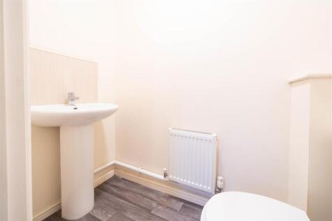 Downstairs Toilet.jpg