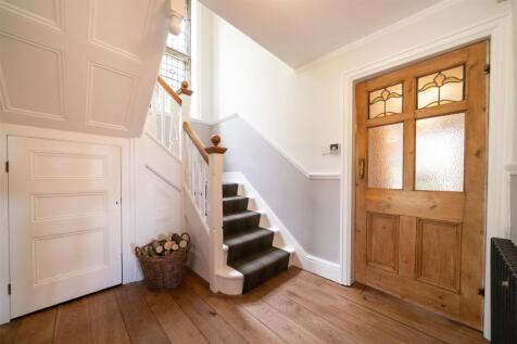 Downstairs Hall.jpg