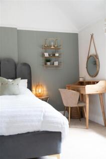 Bedroom 4-2.jpg