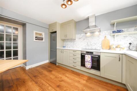 Kitchen Diner3.jpg