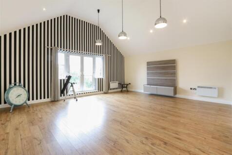 Living Room.jpg