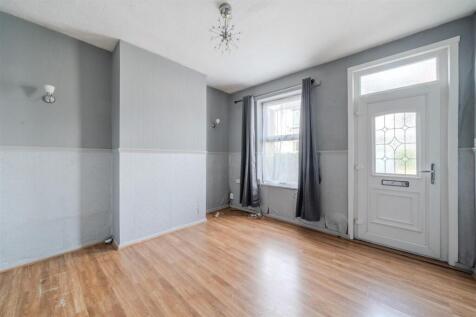 Living Room.jpg