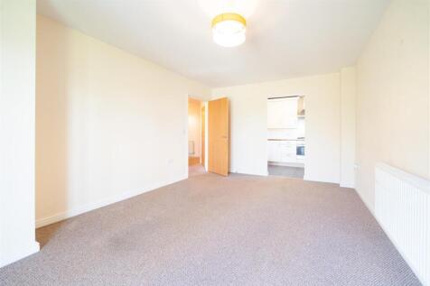 Kitchen &#43; Living room-3.jpg