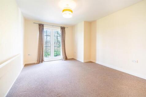 Kitchen &#43; Living room.jpg