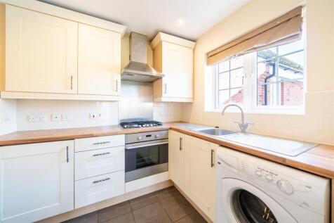 Kitchen &#43; Living room-4.jpg