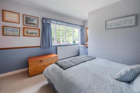Bedroom1.jpg