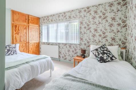 Bedroom2.jpg
