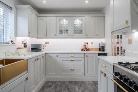 Kitchen-6.jpg