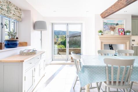 Kitchen-6.jpg