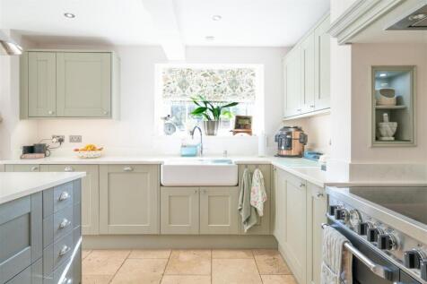 Kitchen-3.jpg