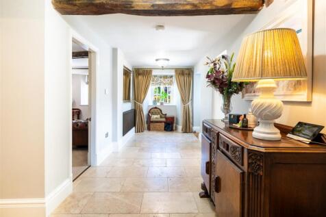 downstairs hall.jpg