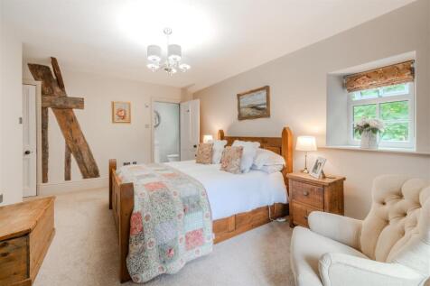 Bedroom2-3.jpg