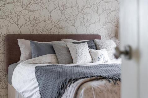 Bedroom2-6.jpg