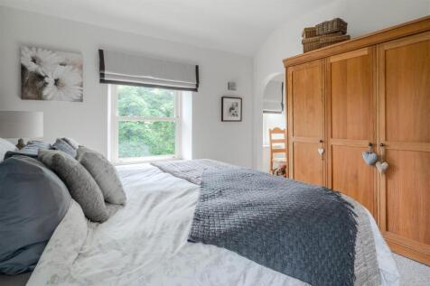 Bedroom2-3.jpg