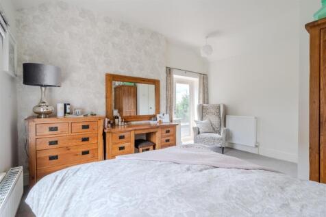 Bedroom1-4.jpg