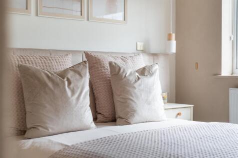Bedroom3-7.jpg