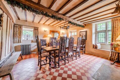 Dining Room.jpg