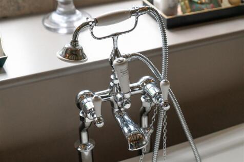 Bathroom-2.jpg