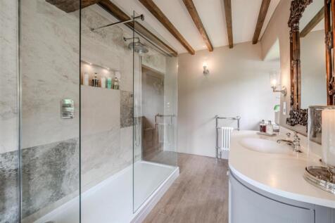 Bathroom-5.jpg