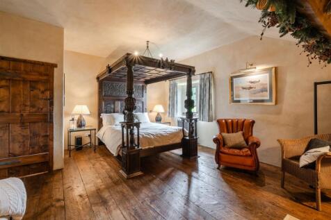 Bedroom1.jpg