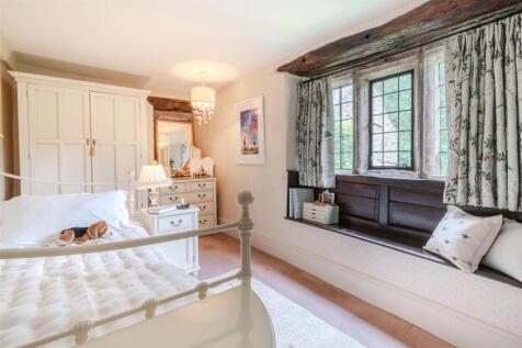 Bedroom4.jpg