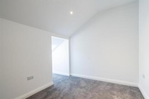 Bedroom 1-.jpg