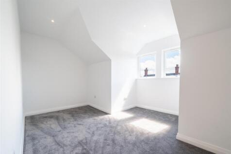 Bedroom 2-.jpg