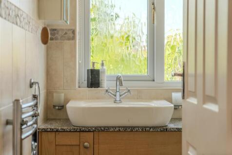 36 Errington Road-165.jpg