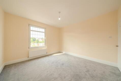 61 Old Road-115.jpg