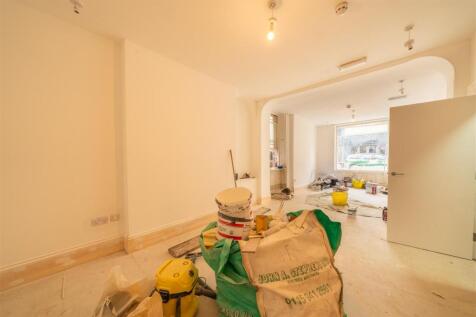 Retail Unit-105.jpg