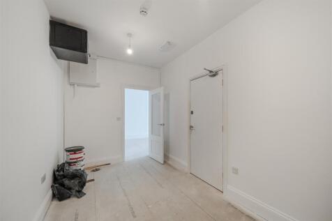 Room-2.jpg