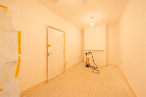 Retail Unit-111.jpg