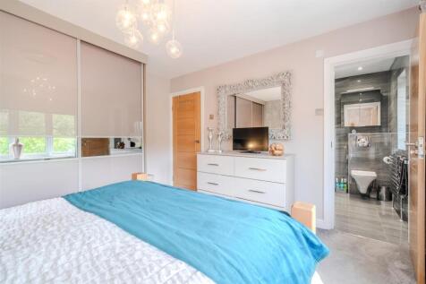Bedroom3-3.jpg