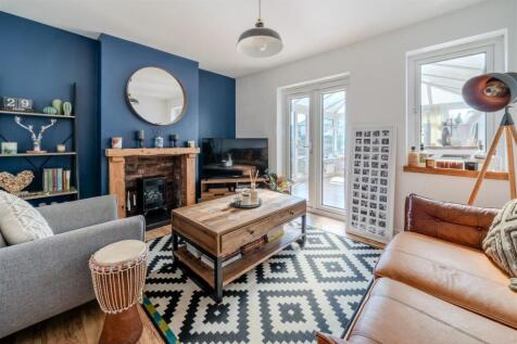 Living Room.jpg