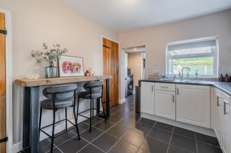 Kitchen-4.jpg