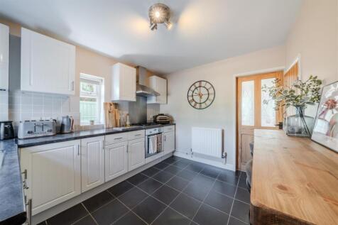 Kitchen-2.jpg