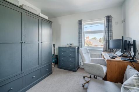 Bedroom1-2.jpg