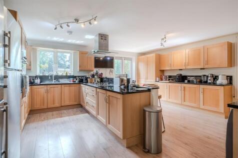 Kitchen.jpg