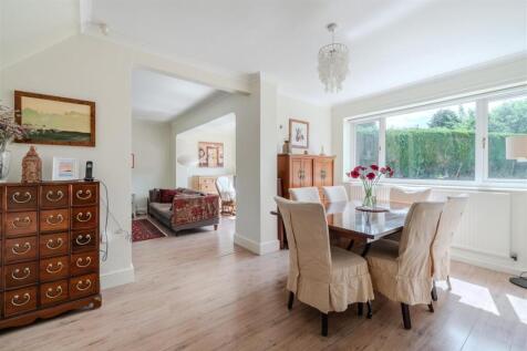 Dining Room.jpg