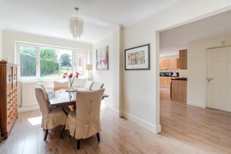 Dining Room-3.jpg